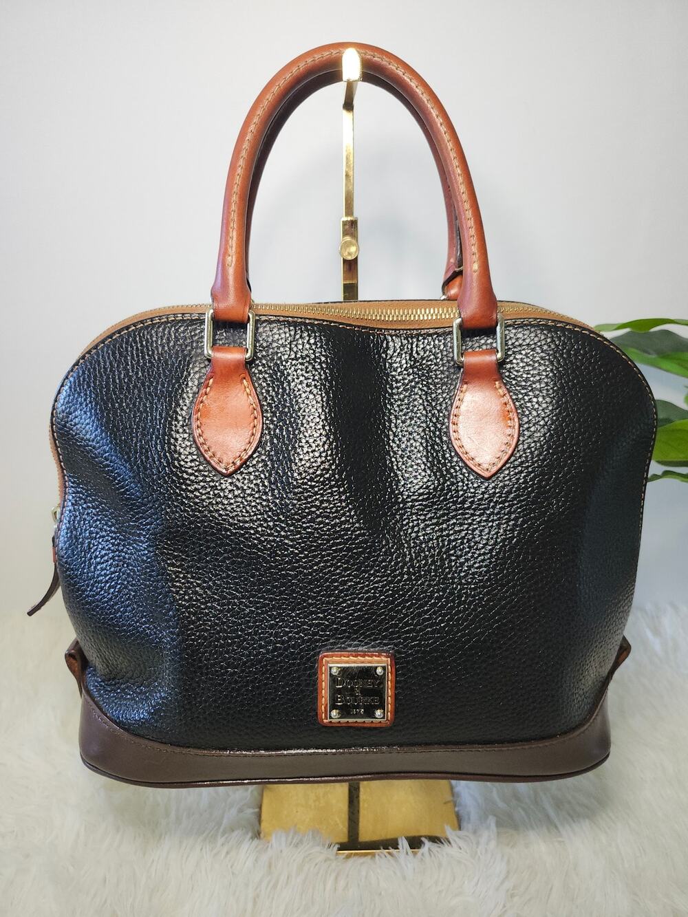 Dooney & Bourke Zip Zip Medium Dome Satchel Handbag Black Pebbled Leather